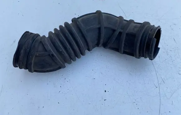 Ford Transit Air intake hose/pipe 2C119C623AD