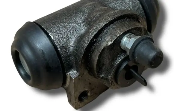 Alfa Romeo 145 - 146 Rear brake cylinder 71737956