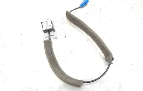 Aerial GPS antenna