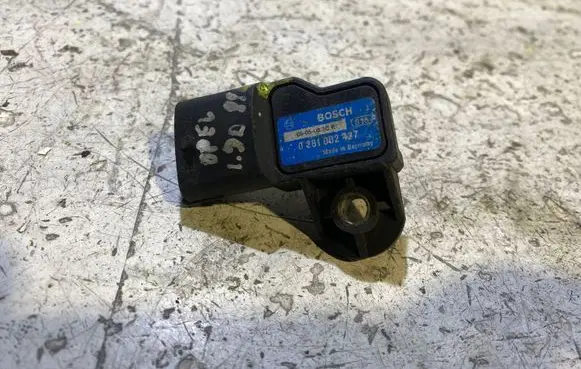 Opel Zafira B Air pressure sensor 0281002437