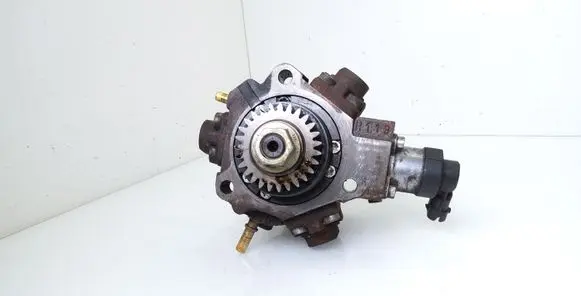 Nissan Qashqai Fuel injection high pressure pump H8200690744 0445010170 8200679828