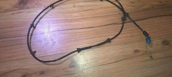 Nissan Primera ABS brake wheel speed sensor 0265007463 47911av700