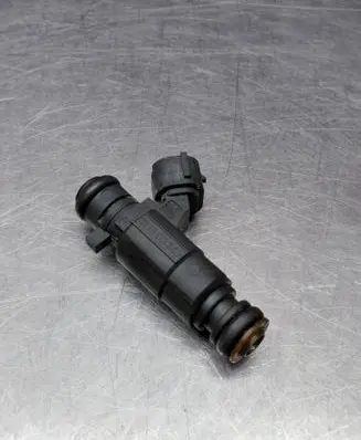 Audi A8 S8 D3 4E Fuel injector 079133551B 0280156180