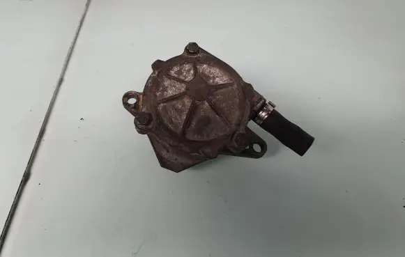 BMW 3 E46 Vacuum pump 2249939 11662249939 11667795143