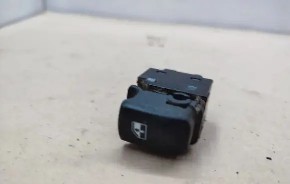 Hyundai Santa Fe Electric window control switch