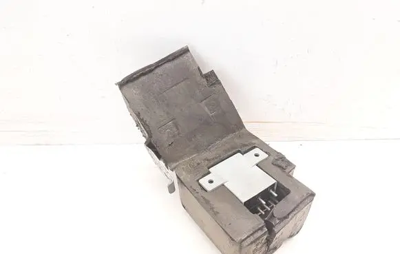 Mercedes-Benz E W124 Other relay 1248200549 2018200205 58218002