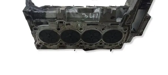 BMW 3 E90 E91 Engine head 