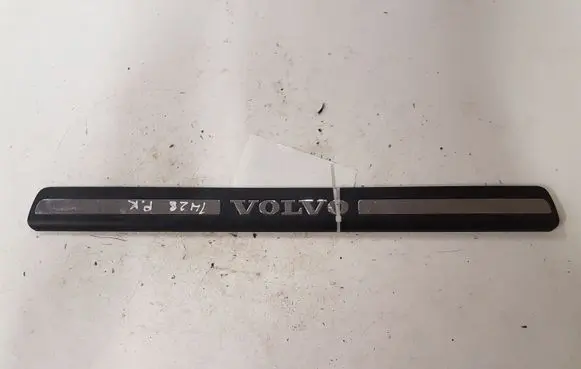 Volvo V60 Front sill trim cover 8659960