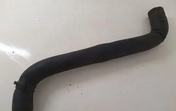 Opel Vivaro Engine coolant pipe/hose