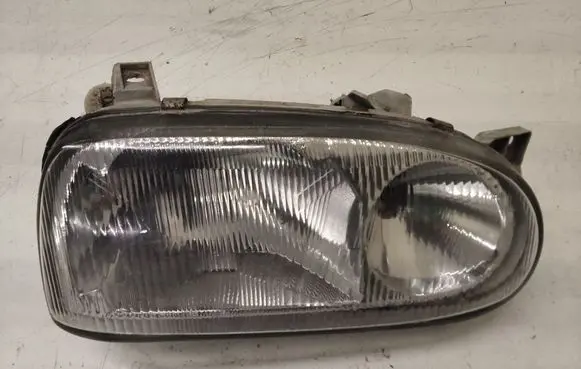 Volkswagen Golf III Headlight/headlamp 084411115