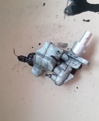 Volkswagen Sharan Master brake cylinder 5N2611301A