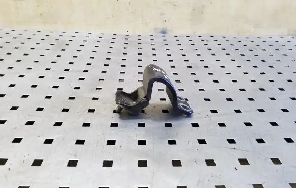Audi A6 S6 C5 4B Tailgate/trunk/boot hinge 4B9827299B