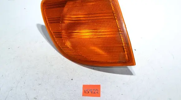 Mercedes-Benz Vito Viano W638 Headlight/headlamp 6388200121