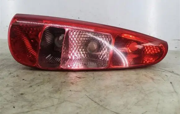 Peugeot 807 Rear/tail lights