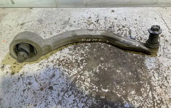 KIA Stinger Front lower control arm/wishbone 