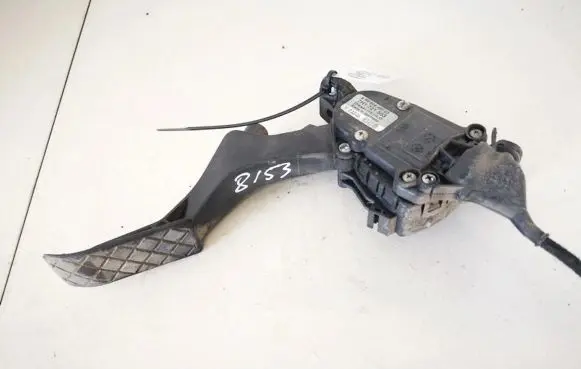 Volkswagen Transporter - Caravelle T5 Accelerator throttle pedal 7h1721503 6pv008495-03