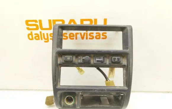 Subaru Forester SF Radio/GPS head unit trim 
