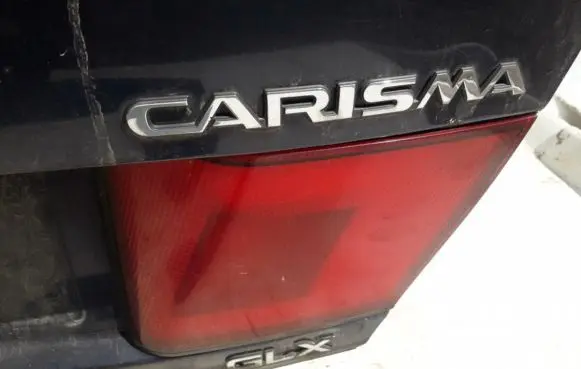 Mitsubishi Carisma Tailgate rear/tail lights