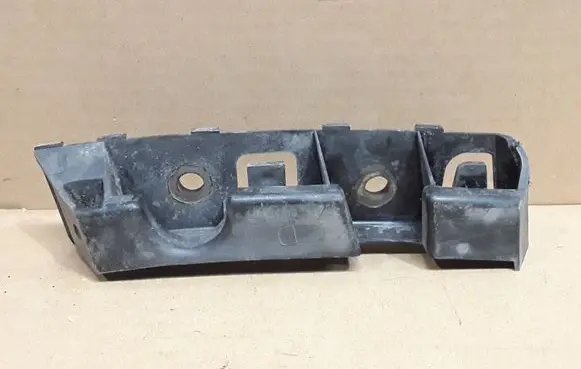 Peugeot 508 RXH Fender mounting bracket 9686570480