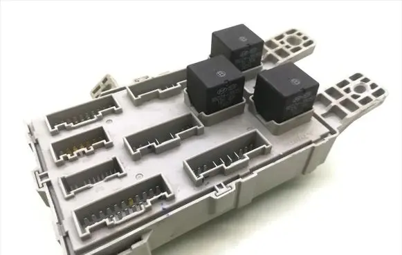 Hyundai H-1, Starex, Satellite Fuse module 91950-4H051 07485D