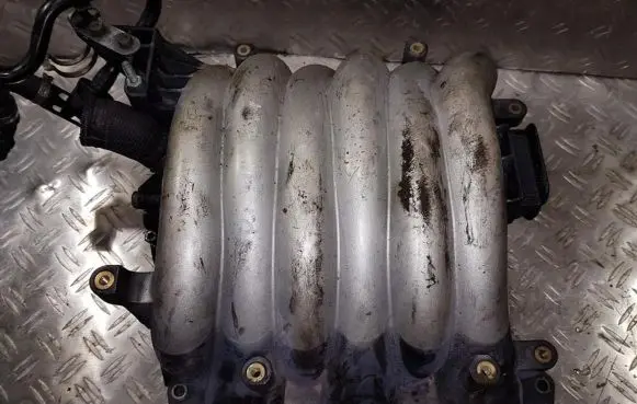 Audi A4 S4 B6 8E 8H Intake manifold 078133223bf