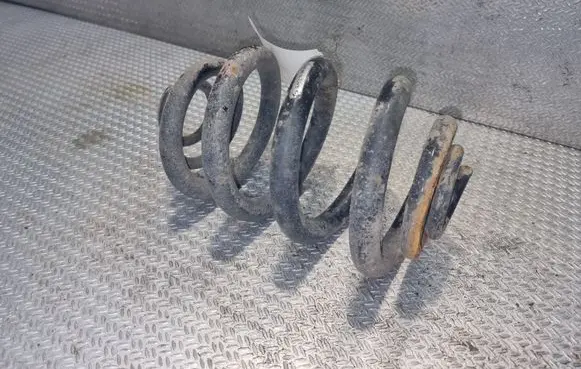 Volkswagen Transporter - Caravelle T4 Rear coil spring SACHS996489 996489