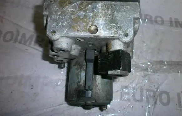 Mercedes-Benz C W202 ABS Pump 0265217007 0024319712