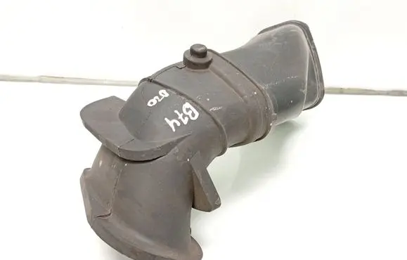 Air intake hose/pipe