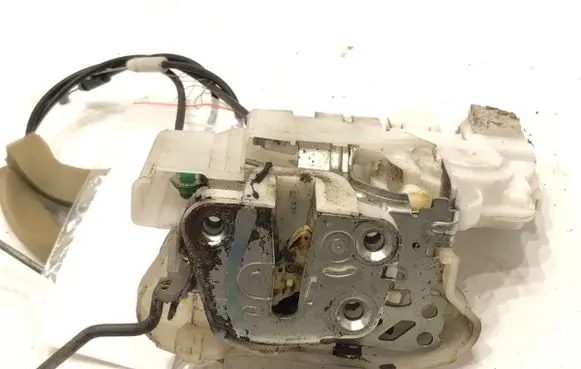 Front door lock
