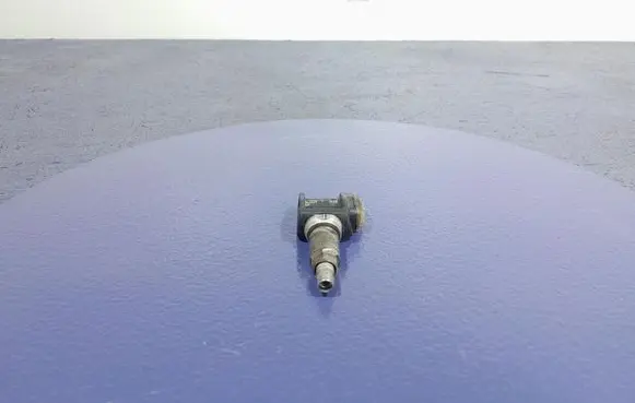 BMW M4 F82 F83 Tire pressure sensor 6887140