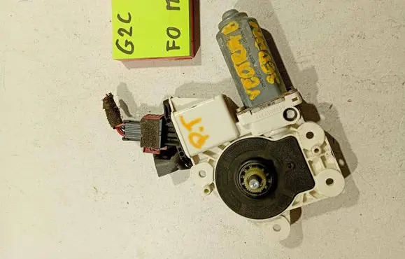 Opel Vectra B Rear door window regulator motor 106155102 0536007701 27062640