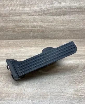 Volkswagen Golf V Accelerator throttle pedal 1K1721503L 6PV008600