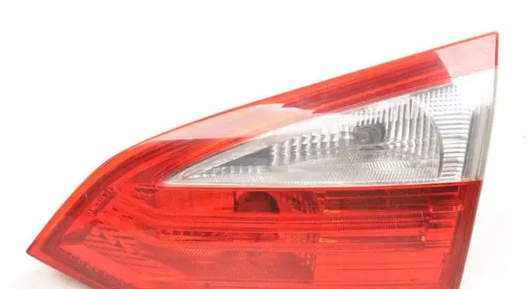Ford Focus Tailgate rear/tail lights BM5113A602B