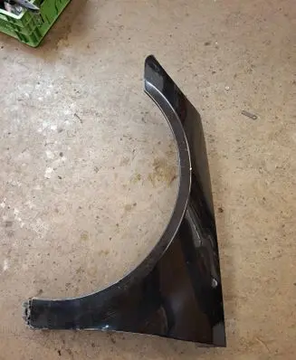 Mercedes-Benz R W251 Fender
