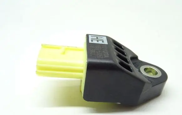 Lexus RC Airbag deployment crash/impact sensor 8983153050