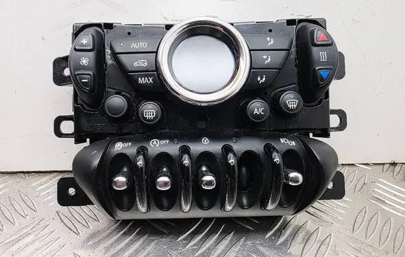 Mini Cooper Countryman R60 Climate control unit E1060547