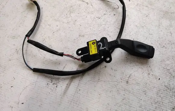 Dodge Caliber Cruise control stalk 04671929AA 23199