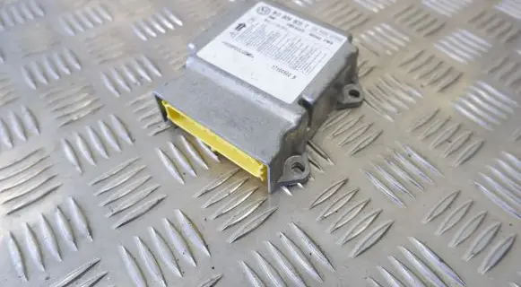 Skoda Octavia Mk2 (1Z) Airbag control unit/module 1K0909605T