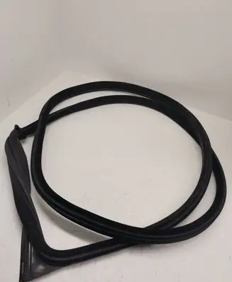 BMW M4 F82 F83 Front door rubber seal 7279741