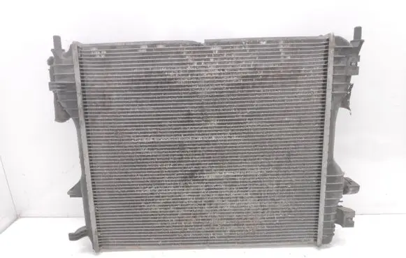 Jaguar XJ X350 Coolant radiator