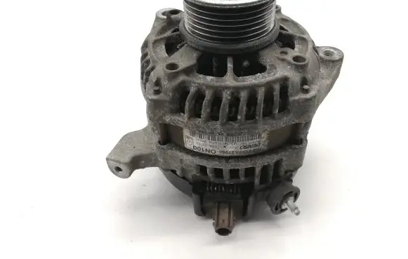 Toyota Auris E180 Generator/alternator 270600N100
