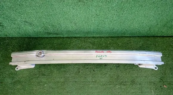 Ford Focus Rear bumper support beam 