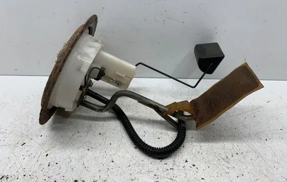 Toyota Avensis Verso Fuel level sensor