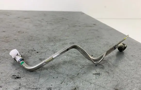Toyota Avensis T270 Turbo turbocharger oiling pipe/hose