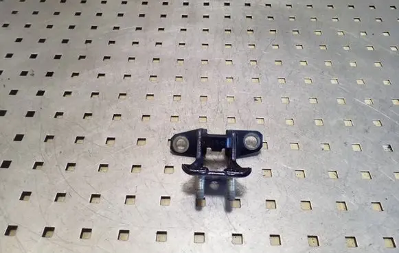 Peugeot 4007 Rear door upper hinge