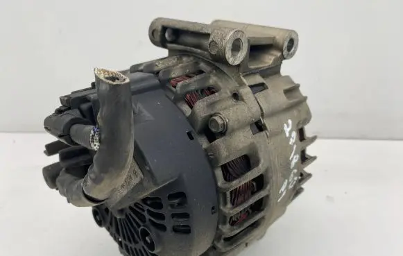Mercedes-Benz E W212 Generator/alternator A0141541502