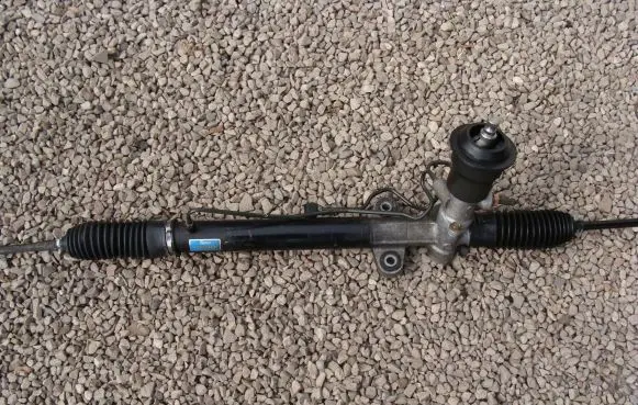 Mitsubishi Outlander Steering rack