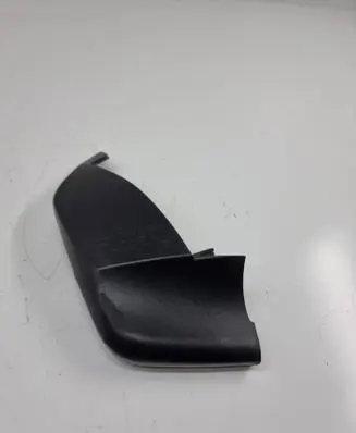 Porsche Cayenne (92A) Rear/tail light trim molding 7p5945425b