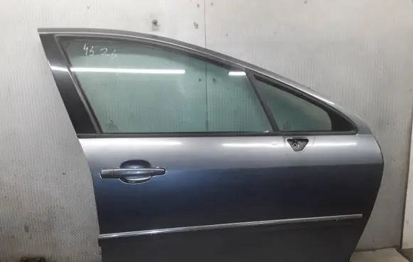 Peugeot 407 Front door 