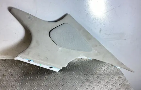 Lexus LS 460 - 600H (C) pillar trim 6247150050 6247150030